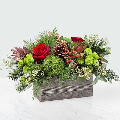 Christmas Cabin&amp;trade; Bouquet