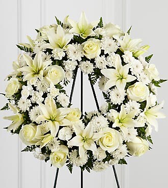 The Treasured Tribute&amp;trade; Wreath